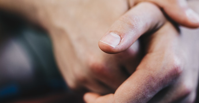指甲斷裂表示身體虛？