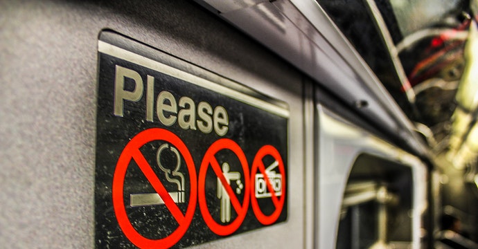 在中國火車上違規吸菸，將罰禁搭180天