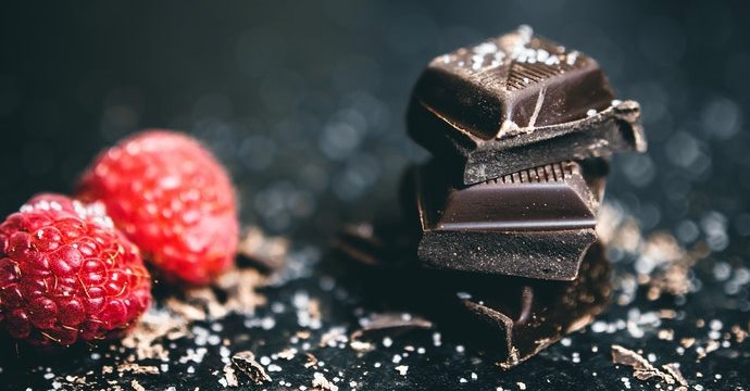 2022巧克力新標示看不懂？解答在這！50克巧克力熱量等同2碗飯，別貪多！